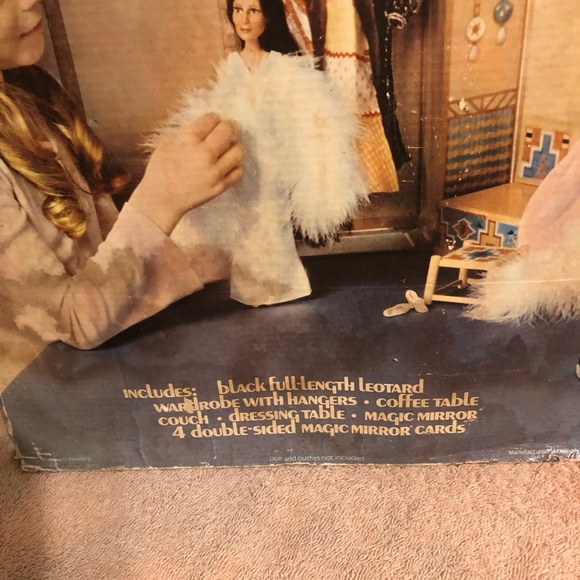 Vintage 1976 Mego Cher’s Dressing Room Playset 100% Complete With Box - Picture 14 of 16